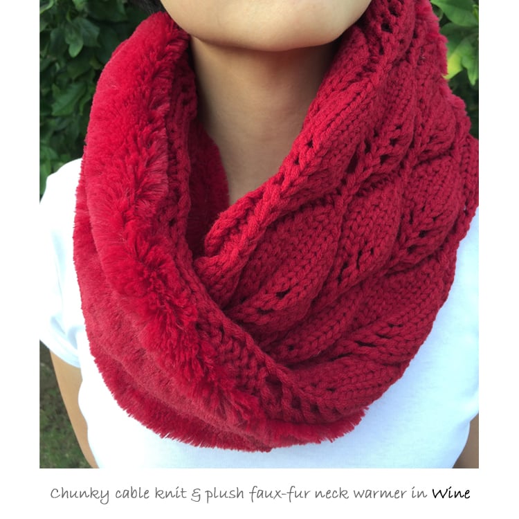 CHUNKY Cable Knit & Plush Faux-Fur Neck Warmer - Wine