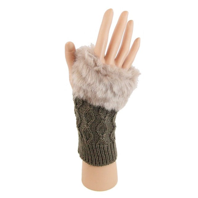 Fingerless Cable Knit Gloves - Olive