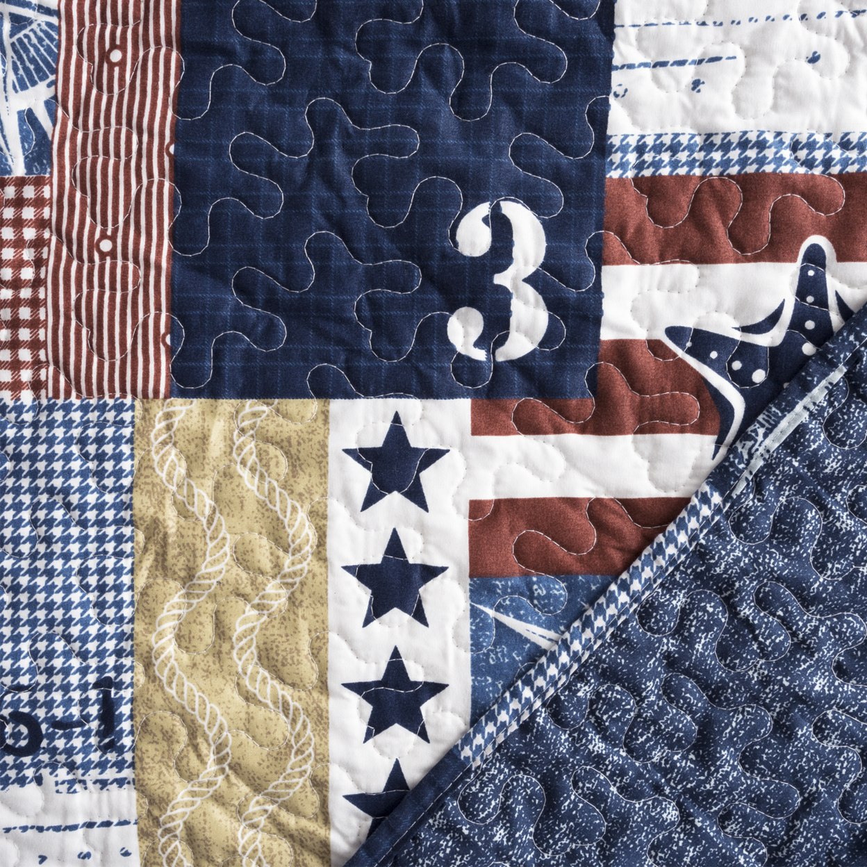 3 Pc Quilt Set Patriotoc Americana By Lavish Home - Full/Queen