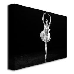 Martha Guerra 'Ballerina I' Canvas Art 18 X 24