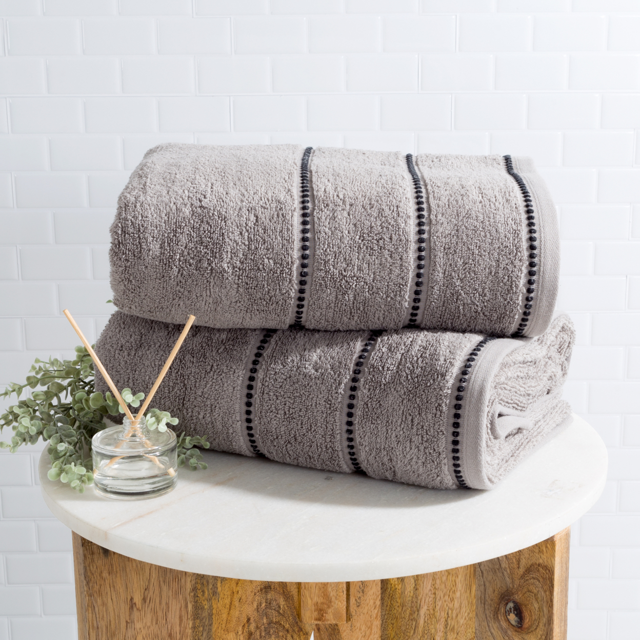 Luxurious Huge 34 X 68 In Cotton Towel Set- 2 Piece Bath Sheet Set Made From 100% Plush Cotton- Quick Dry, Soft And Absorbent Silver