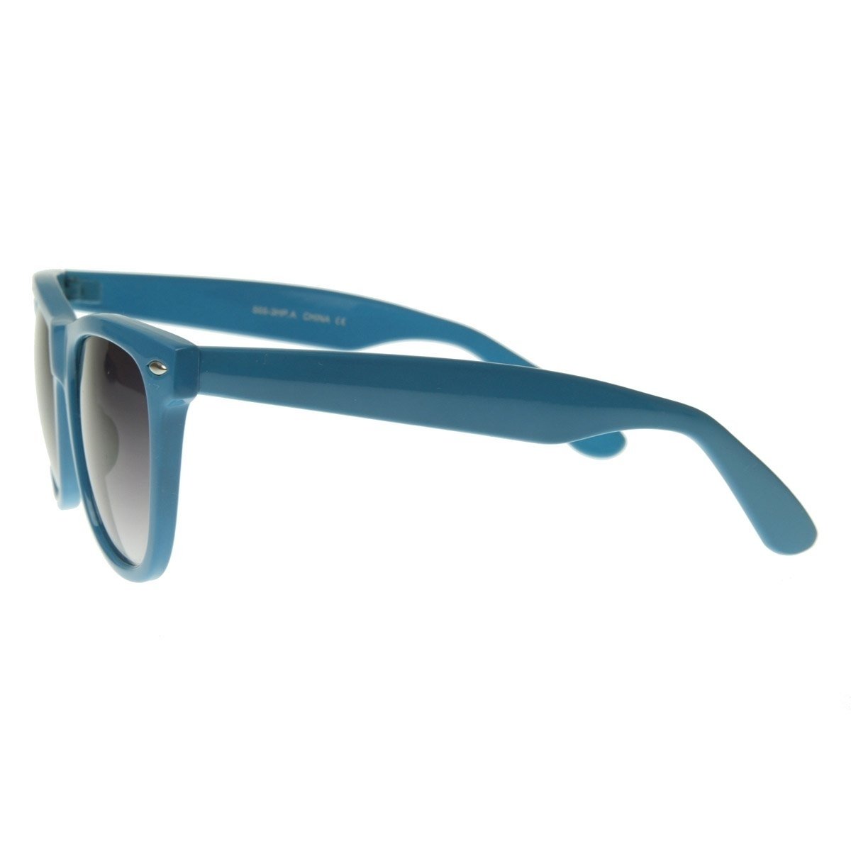 Large Classic Color Horn Rimmed Bright Retro Style Sunglasses - White