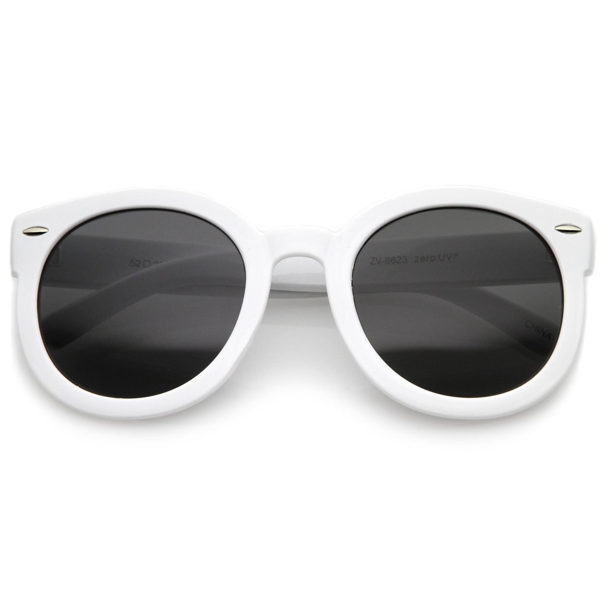 Women's Retro Oversize Horn Rimmed P3 Round Sunglasses 52mm - White / Smoke