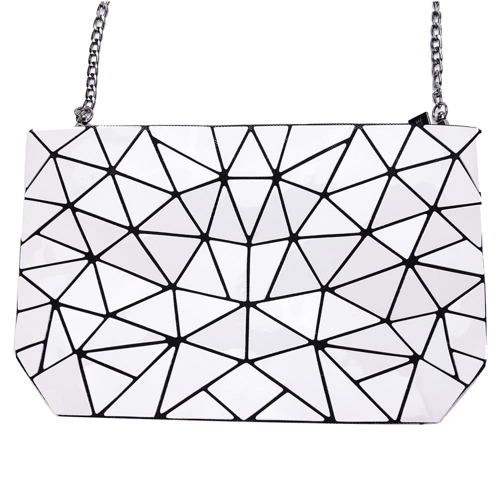 White Glossy Shoulder Handbag With Metal Chain & Stylish Geometric Design - Crossbody Messenger Bag Purse For Casual & Formal Use