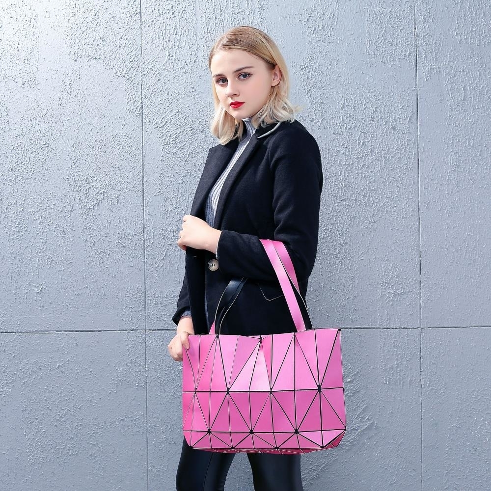 Pink Diamond Lattice Handbag For Women - Gloss Convertible Shoulder Tote Bag With Adjustable Handles - PU