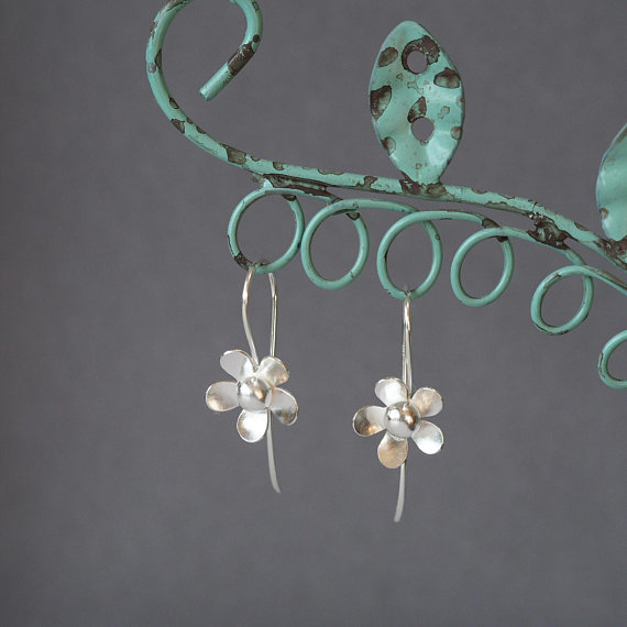 TriColor Stud Earrings - Flower, White