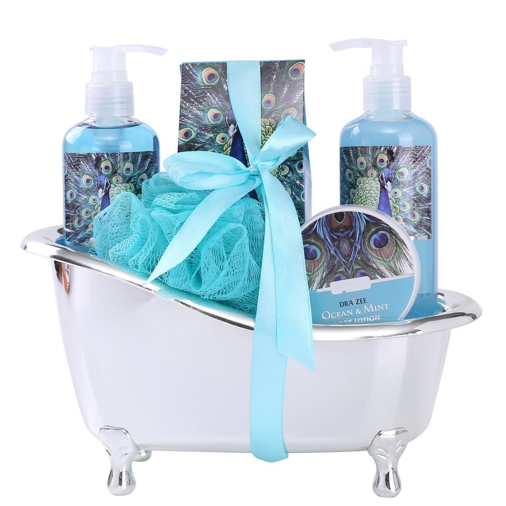 Draizee Spa Gift Basket For Women With Refreshing Ocean Mint Fragrance Luxury Skin Care Set Includes 100% Natural Shower Gel
