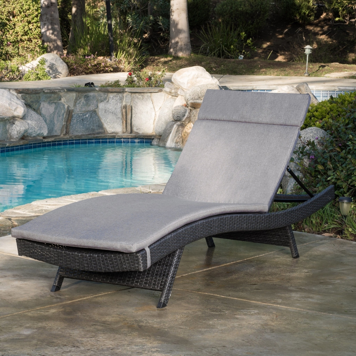 Nassau Outdoor Grey Wicker Adjustable Chaise Lounge With Charcoal Cushion