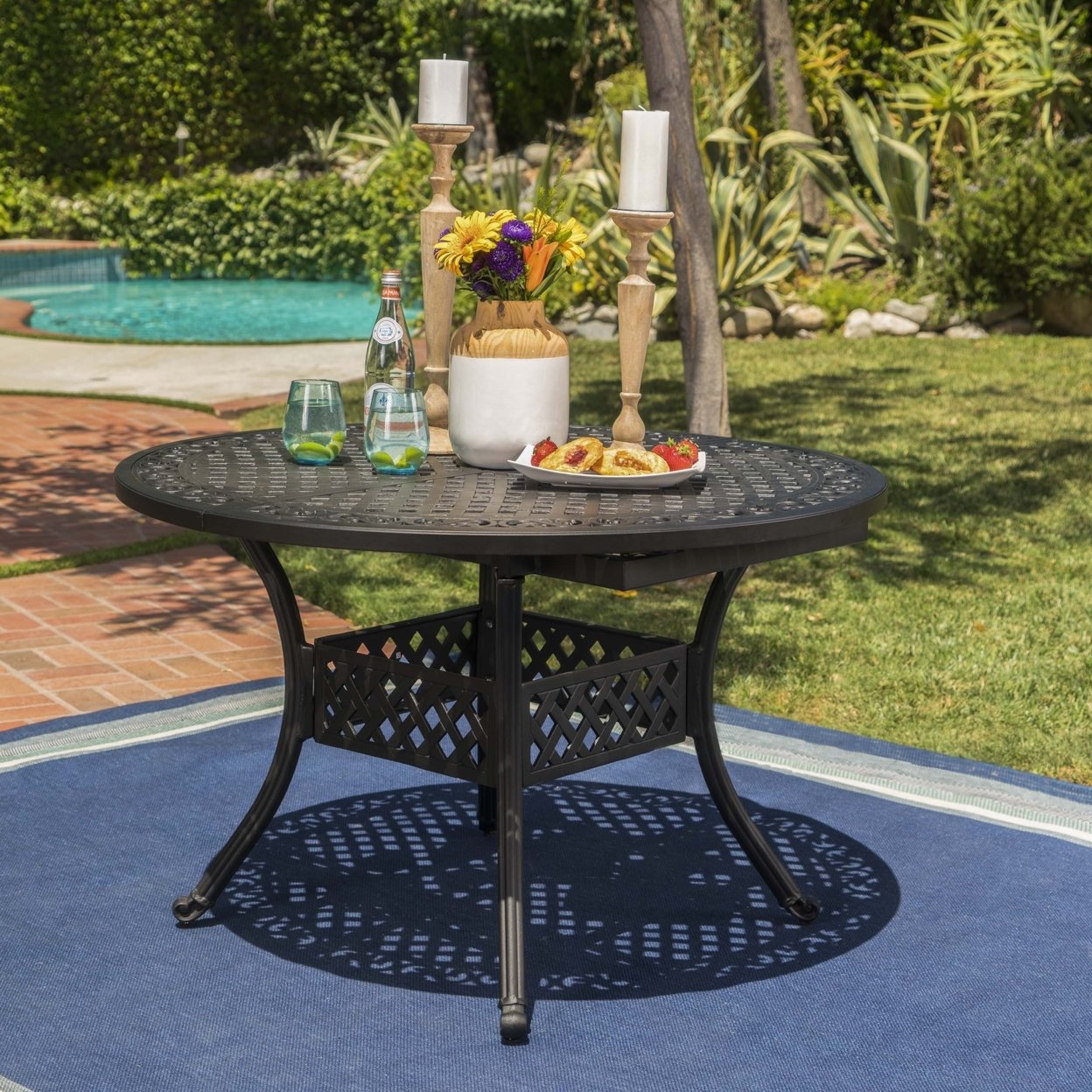 Stannis Outdoor Expandable Aluminum Dining Table - Hammered Bronze