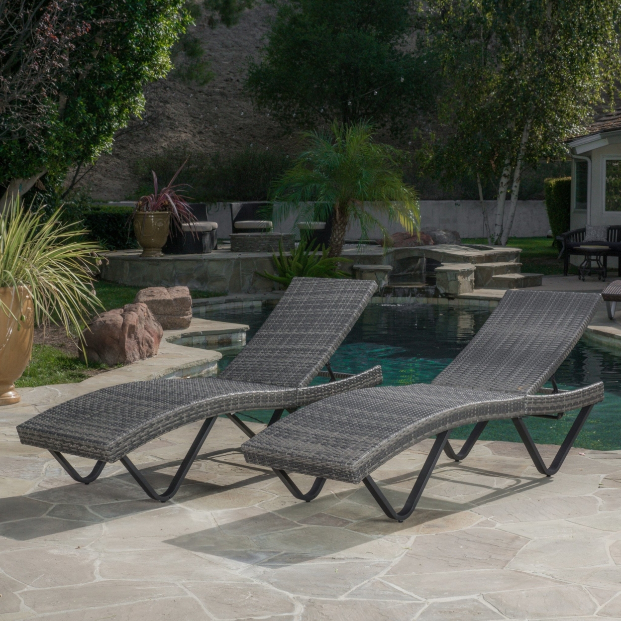 Zanna Outdoor Wicker Chaise Lounge (set Of 2)