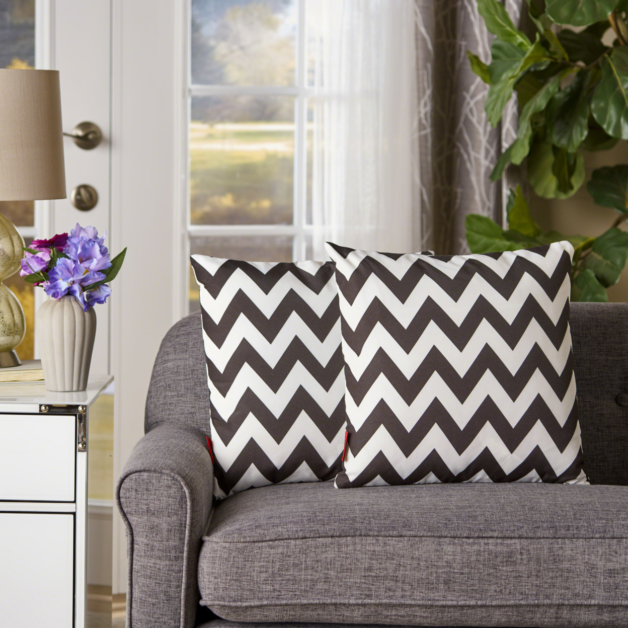 Ernest Indoor Zig Zag Striped Water Resistant Square Throw Pillows (Set Of 2) - Black/White