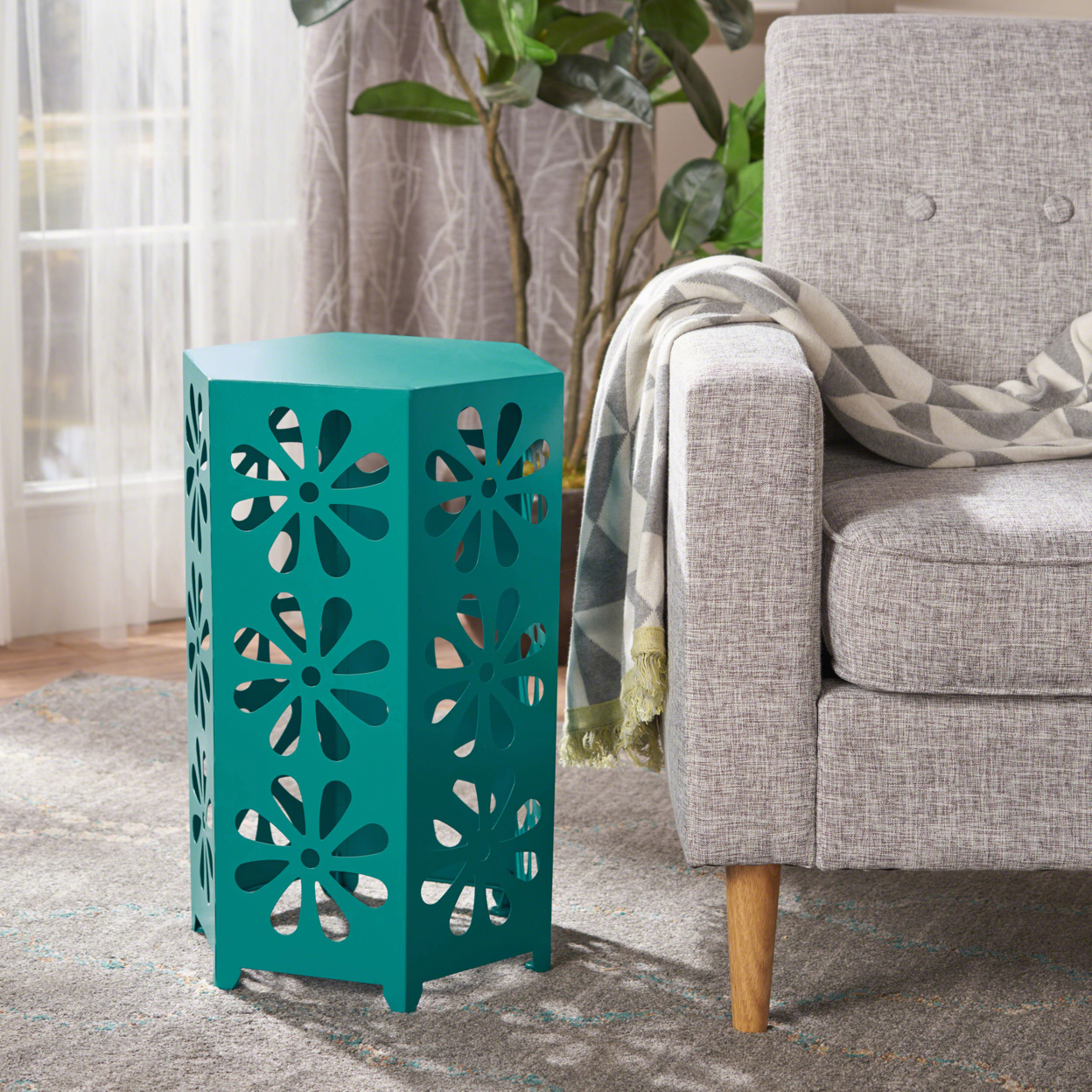 Girra Indoor 14 Inch Iron Floral Side Table - Matte Blue