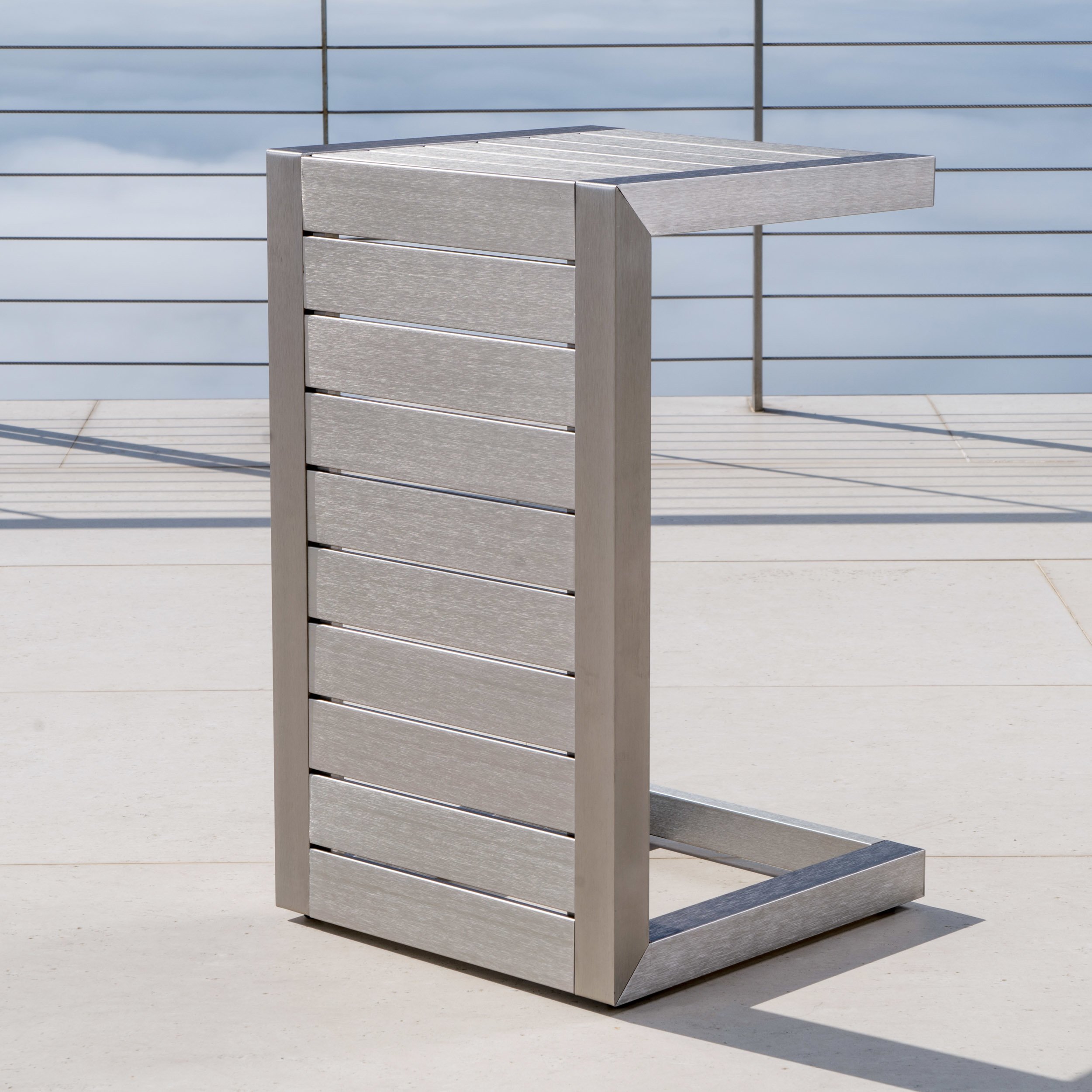 Crested-Bay Outdoor Side Table - Aluminum