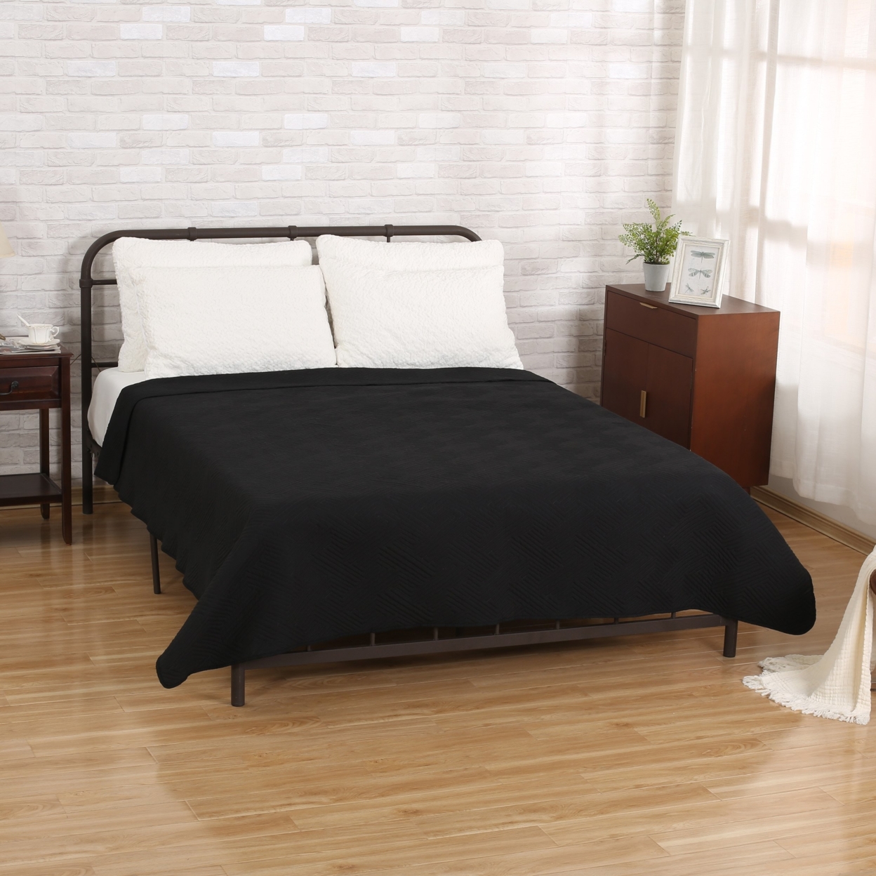Cohen Double Bed Fabric Quilt - Black