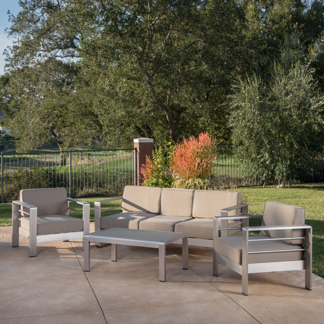 Coral Bay Outdoor 4 Piece Aluminum Chat Set With Cushions