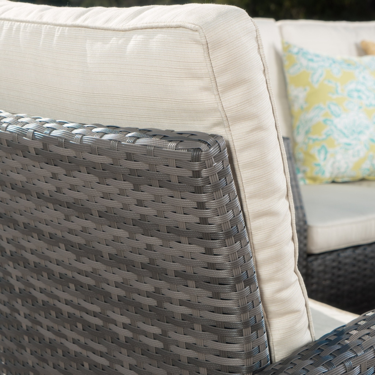 Del Norte 4pc Outdoor Gray Wicker Sofa Seating Set With Cushions
