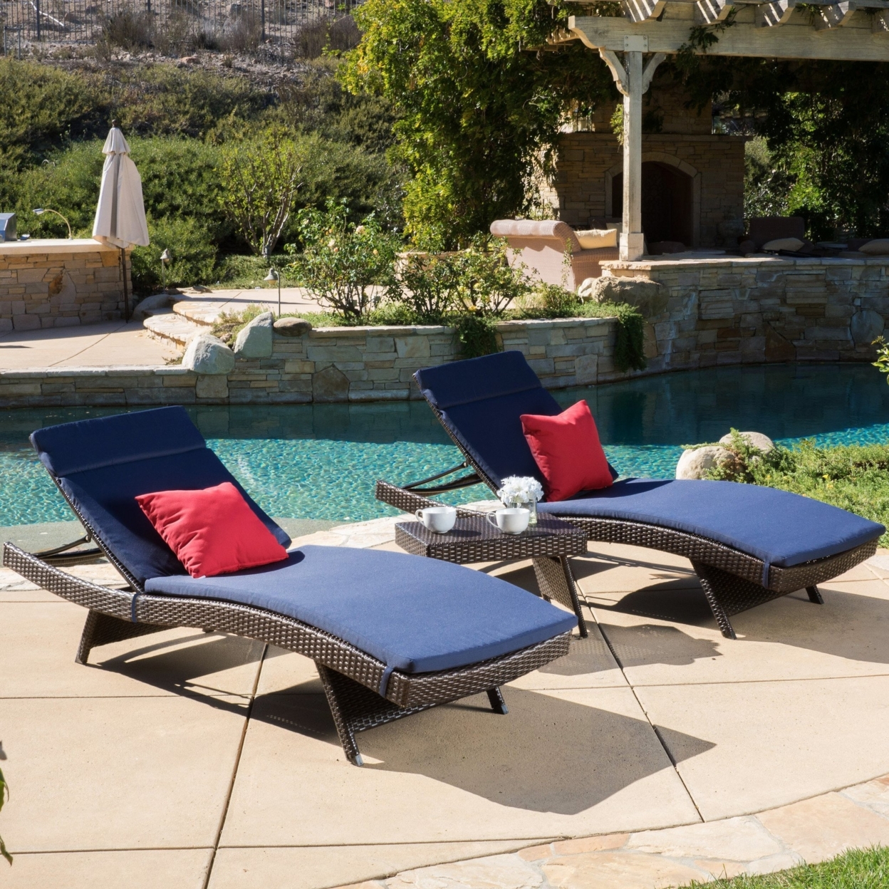 Lakeport Outdoor 3-piece Wicker Adjustable Chaise Lounge Set With Cushions