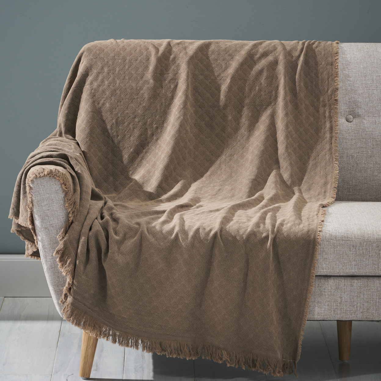 Kyra Contemporary Cotton Throw Blanket With Fringes