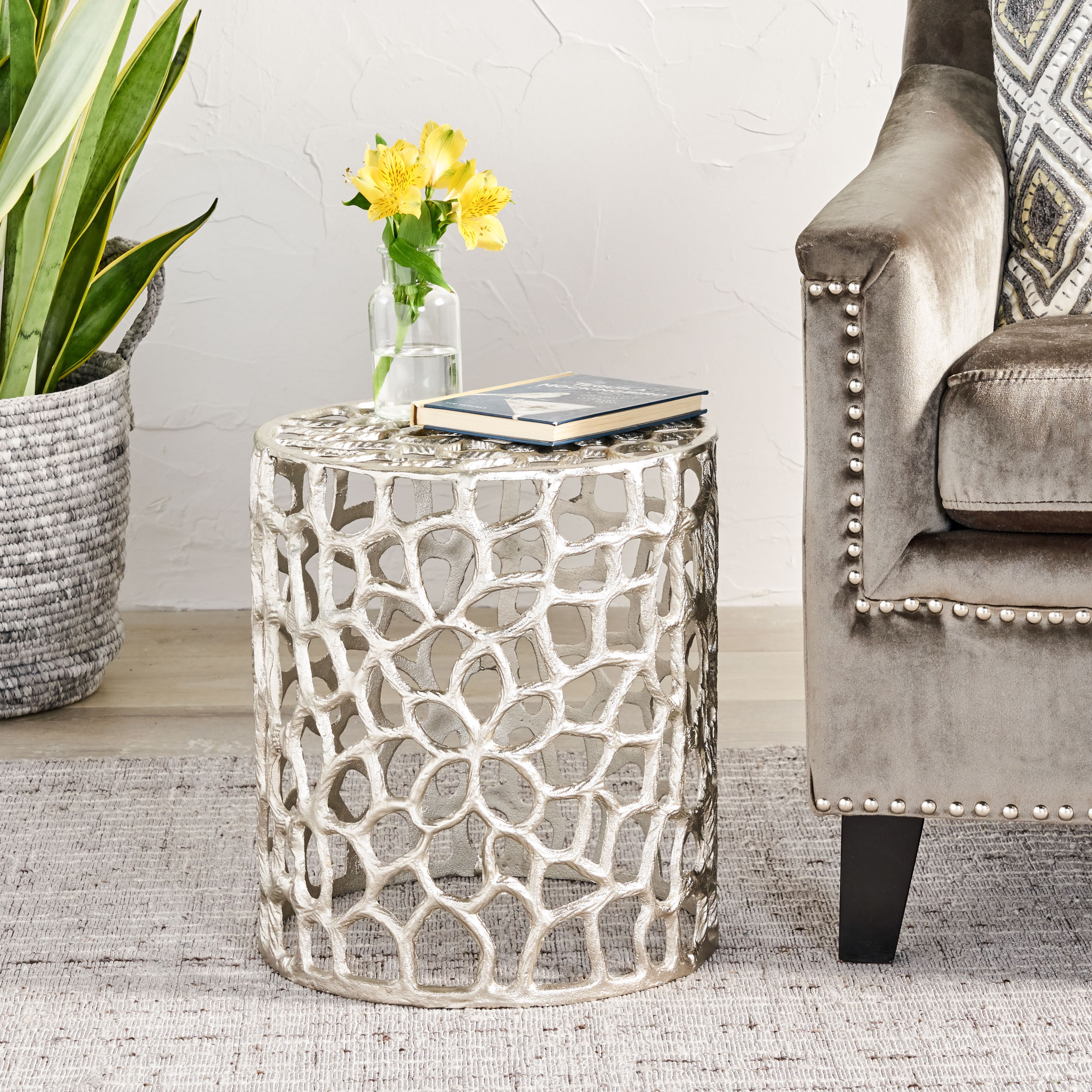 Alice Modern Iron Mesh Accent Table