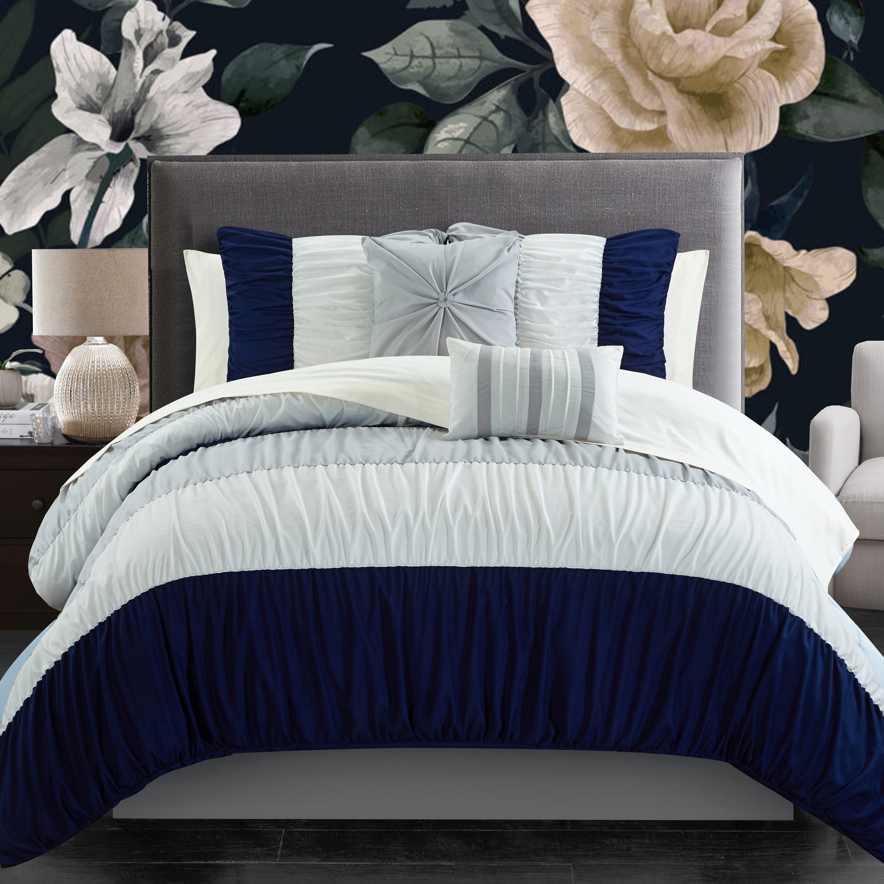 Faye 9 Or 7 Piece Comforter Ruched Color Block Bed In A Bag - Navy, Twin - 7 Piece