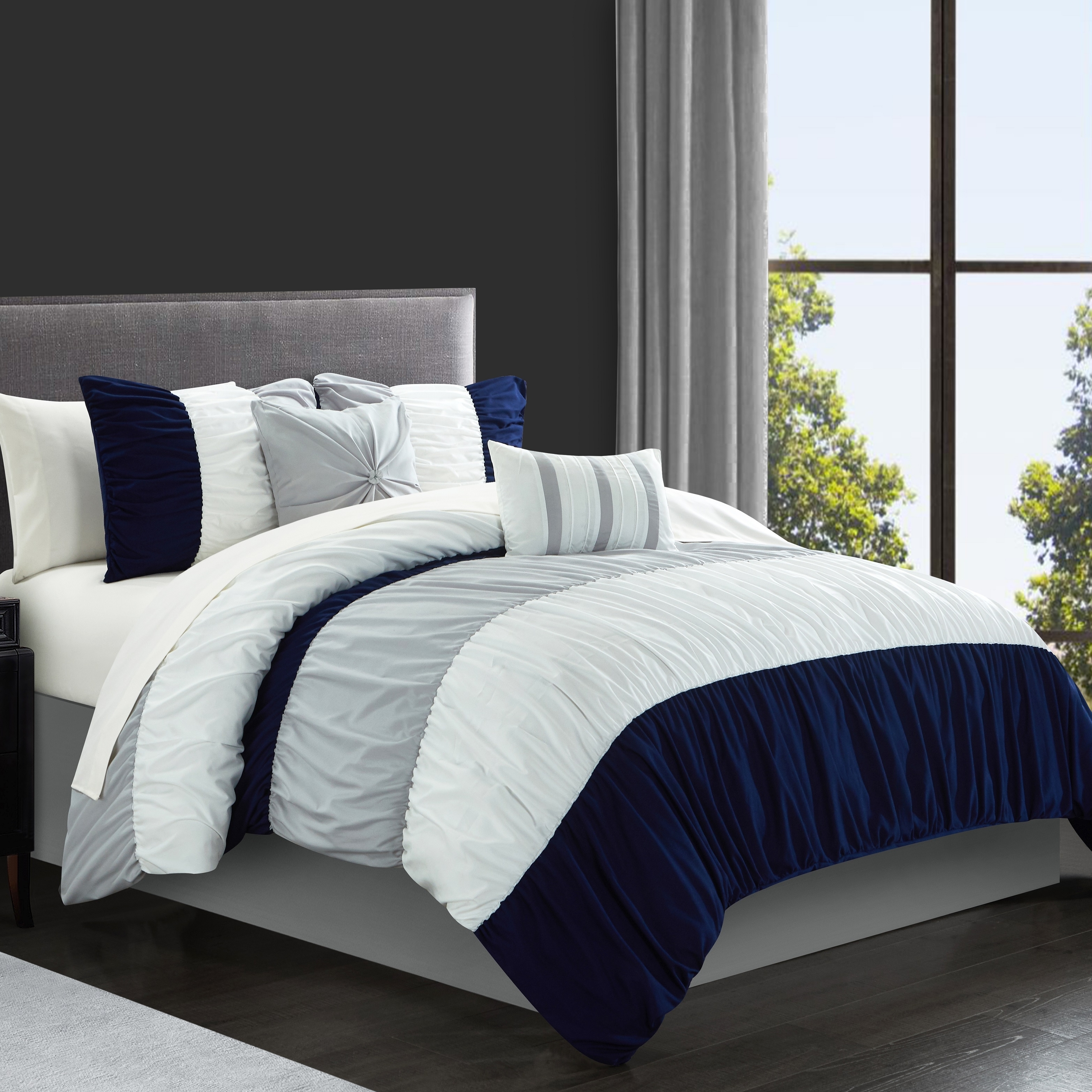 Faye 9 Or 7 Piece Comforter Ruched Color Block Bed In A Bag - Navy, Queen - 9 Piece
