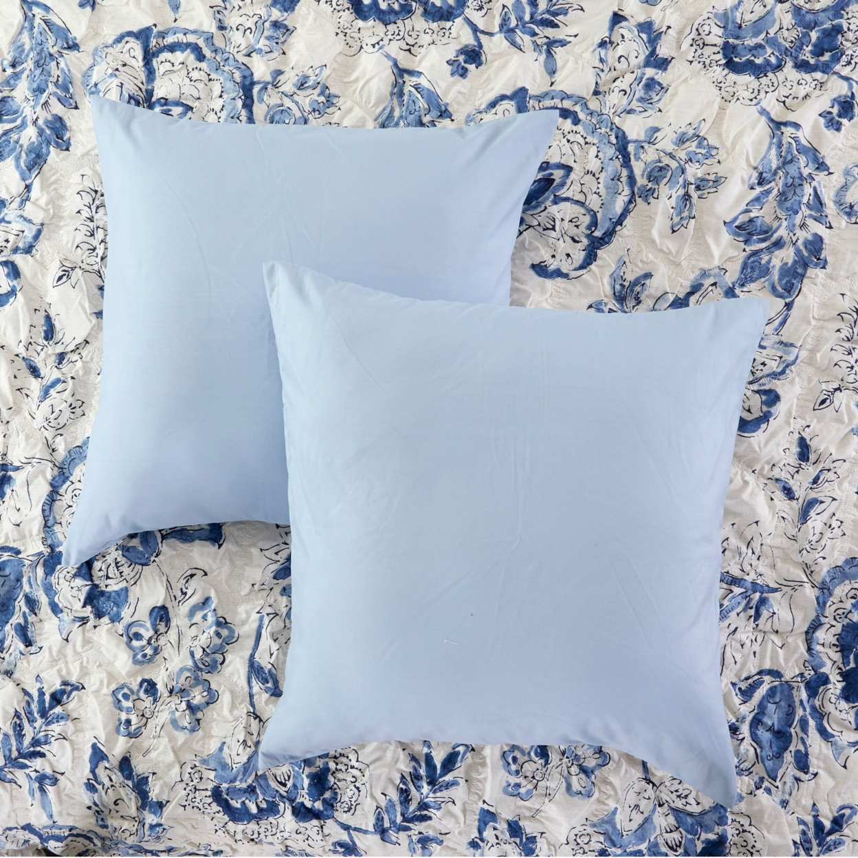 Corfu Floral Print 8 Piece Queen Comforter Set The Urban Port, White And Blue- Saltoro Sherpi