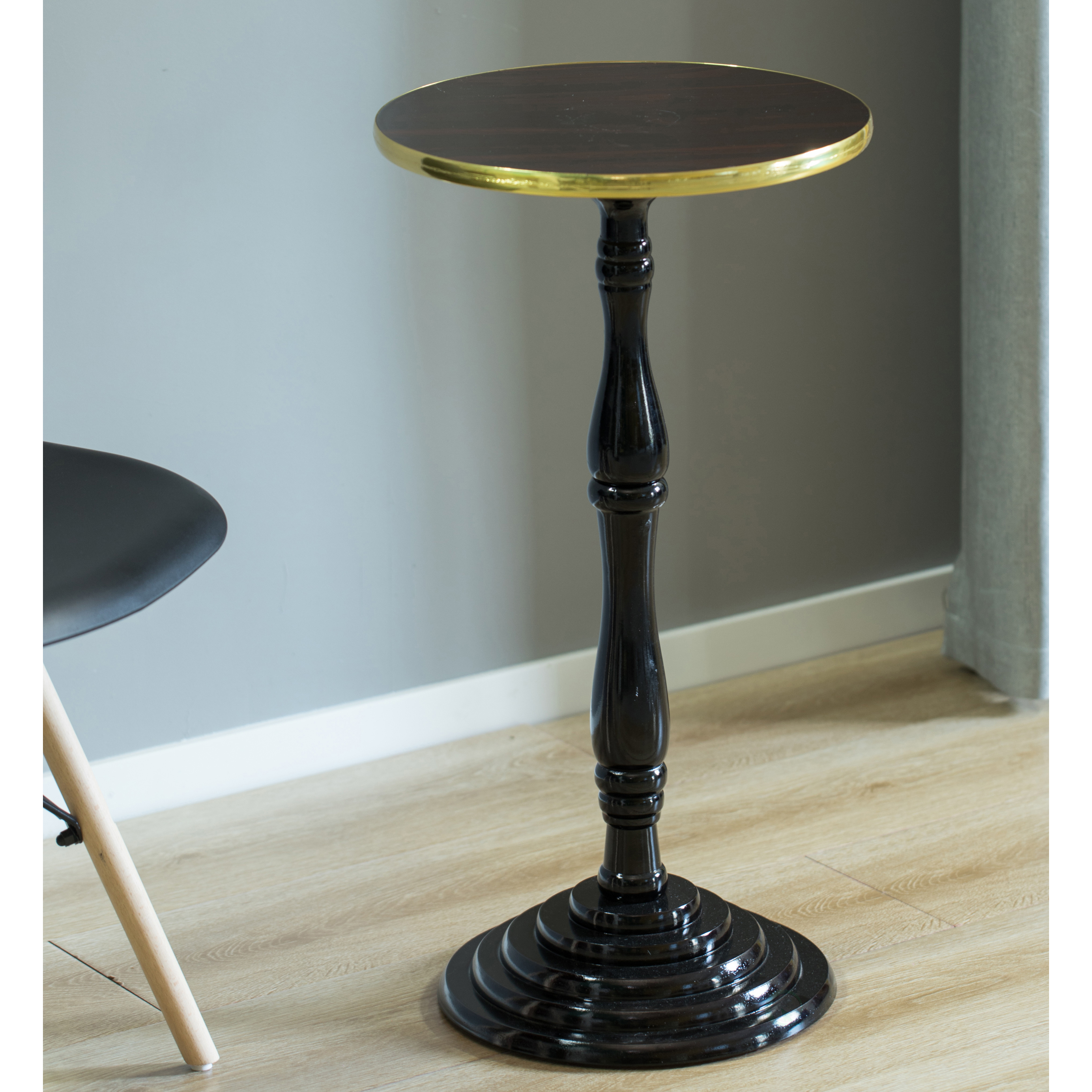 Round Wooden Side Table, Living Room Accent Pedestal End Table - Modern Furniture, Decorative Stand, Small Space Solution, Circular Design -