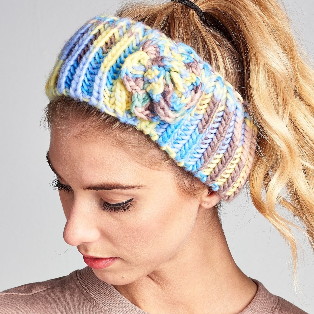Crochet Knit Floral Headband - Baby Blue/mocha