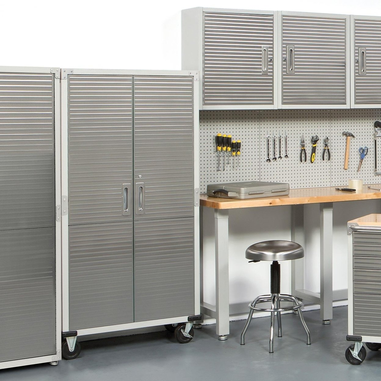 Ultra Heavy-Duty Storage Cabinet