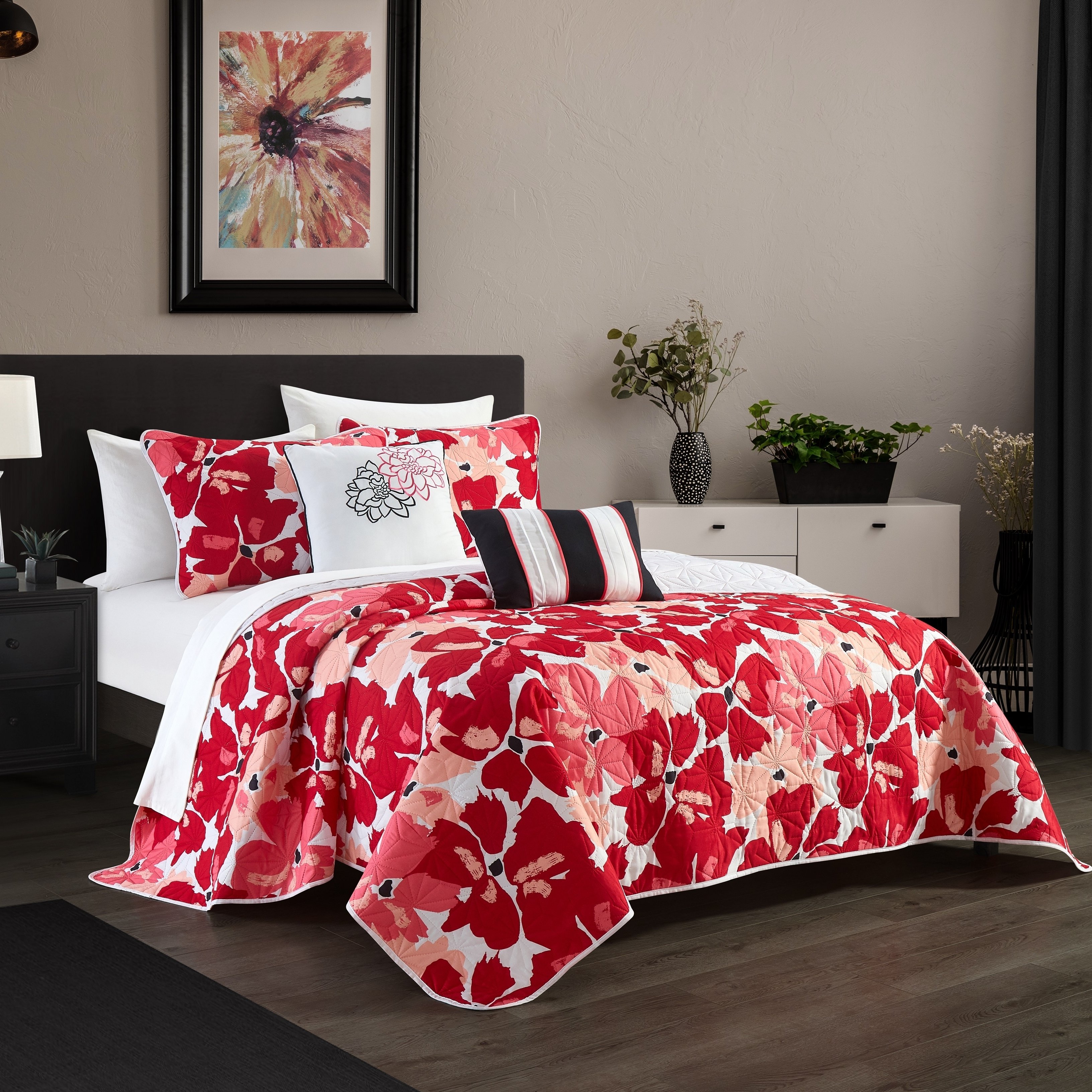 Aster 5 Piece Quilt Set Contemporary Floral Design Bedding - Black, Twin