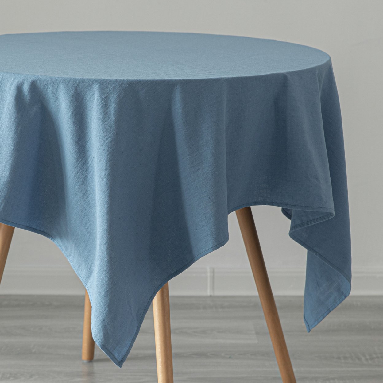 Deerlux 100 Percent Pure Linen Washable Tablecloth Solid Color - 52 X 70 In. Blue
