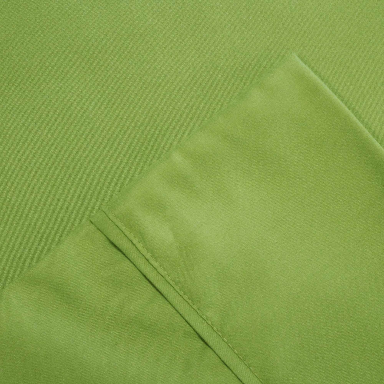 Bezons 4 Piece King Size Microfiber Sheet Set With 1800 Thread Count, Green- Saltoro Sherpi