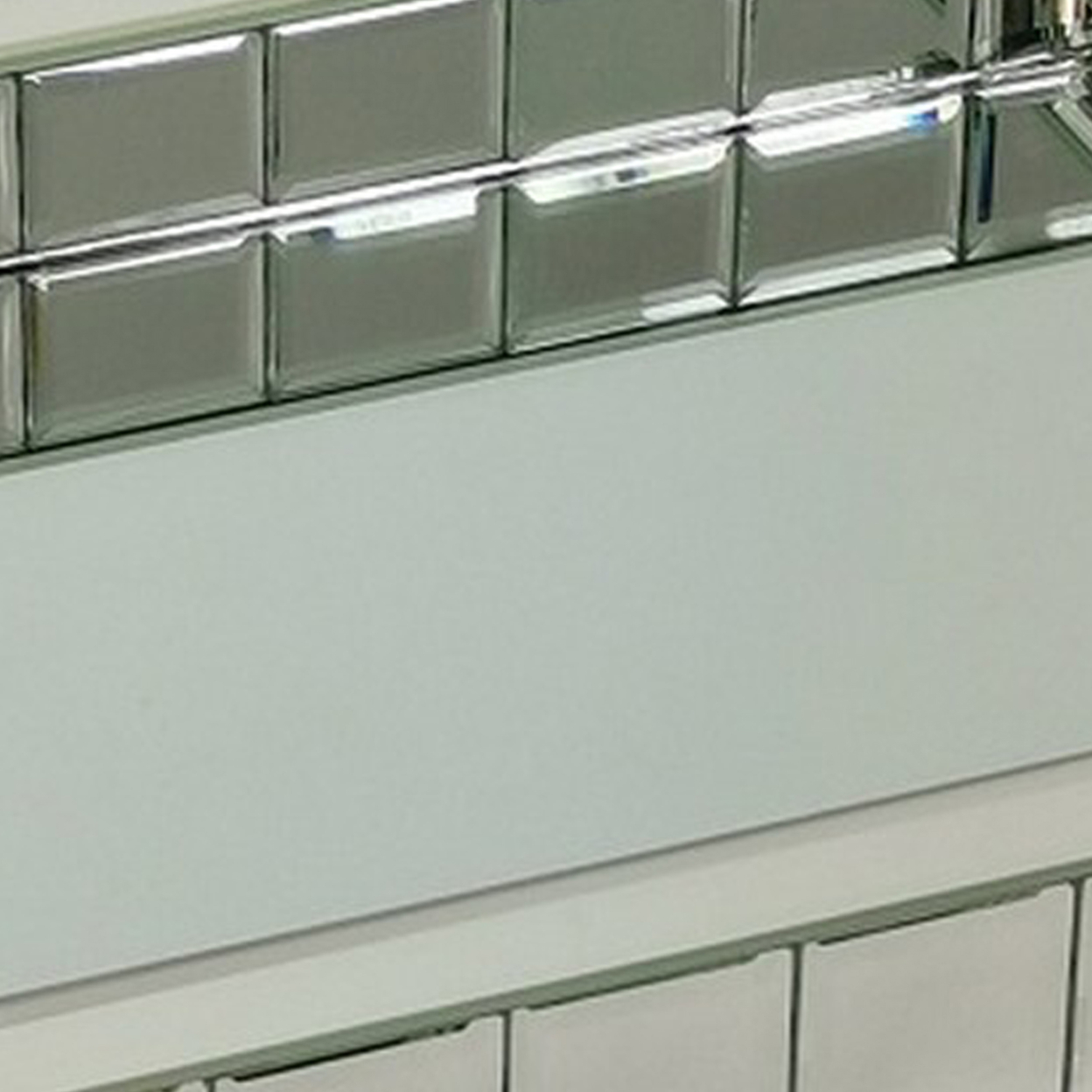 Yu 16 Inch Tray, Rectangular, Beveled Mirror Panel Framing, Clear