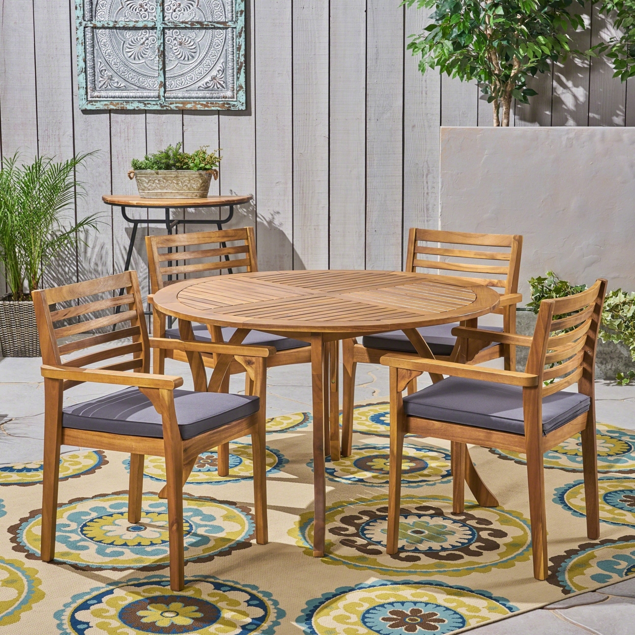 Phoenix Outdoor Acacia 4-Seater Dining Set With Cushions And 47 Round Table With Carved Legs - Gray