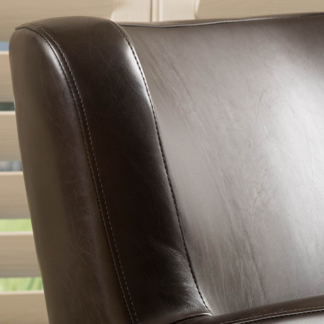 Almendro Black Bonded Leather Wingback Swivel Club Chair