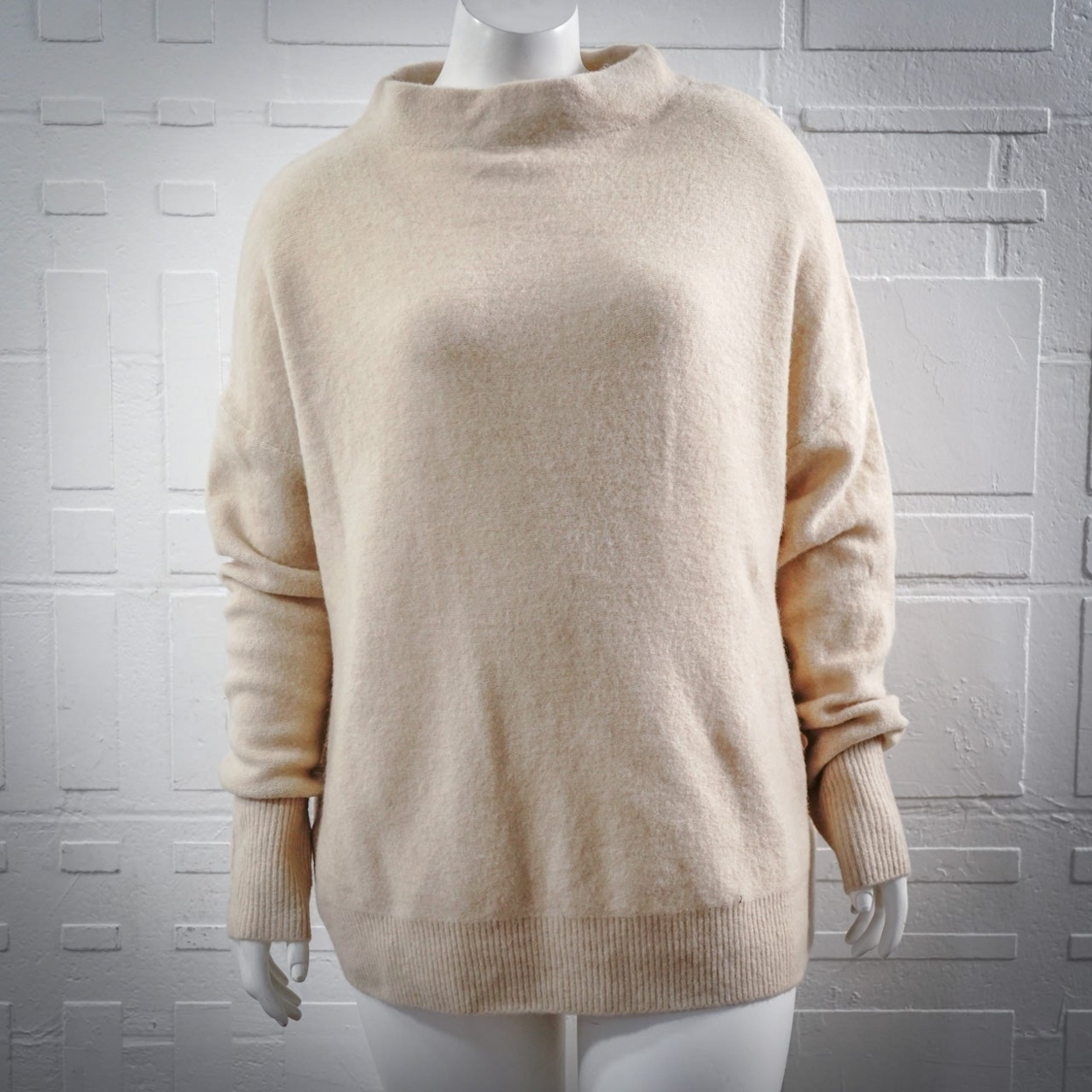 Ann Taylor Mock Neck Pull Over Sweater, Large