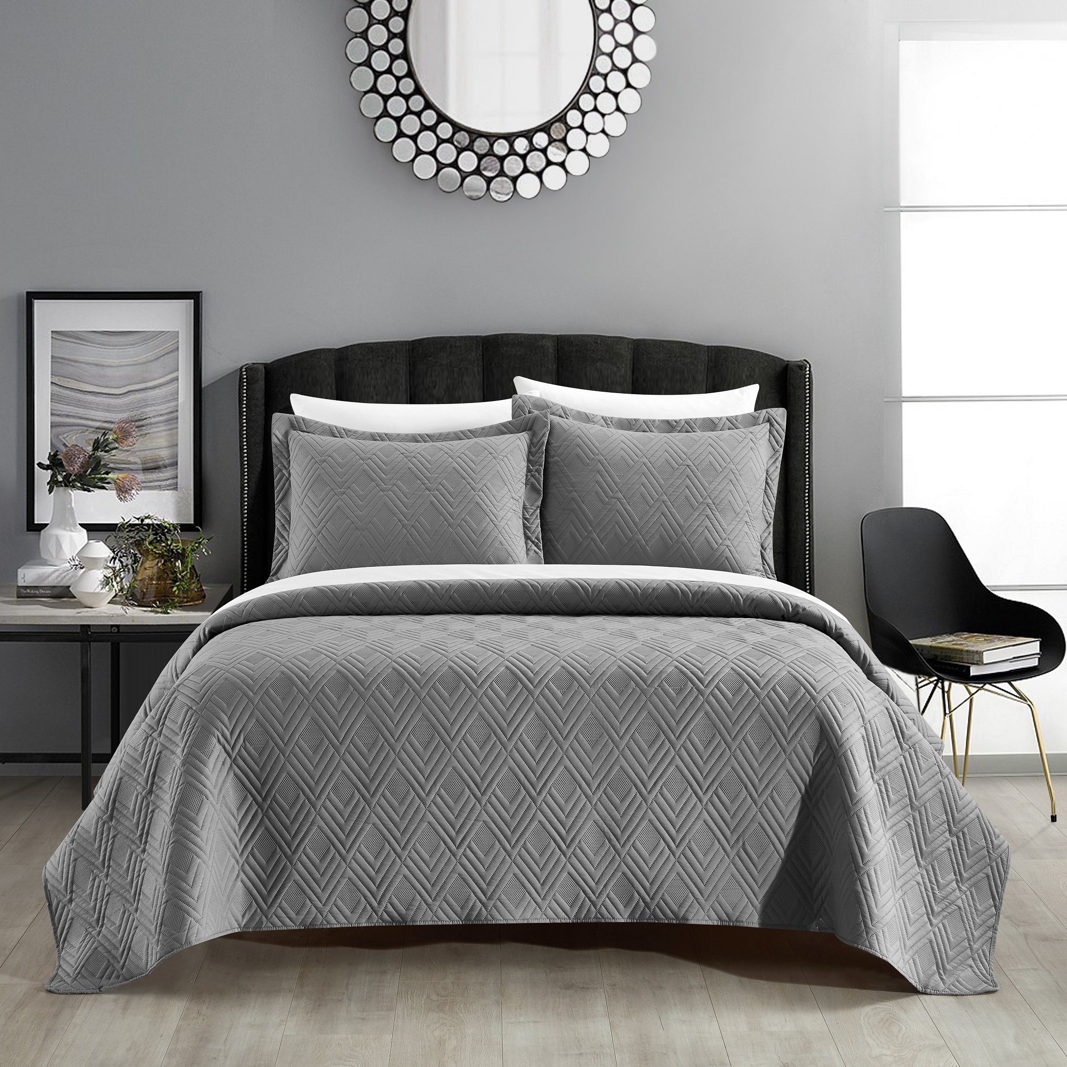 NY&CO Ahling 3 Piece Quilt Set Contemporary Geometric Diamond Pattern Bedding - Grey, King