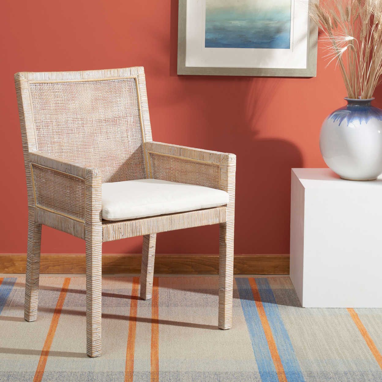 SAFAVIEH Sarai Accent Chair With Cushion Grey White Wash / White