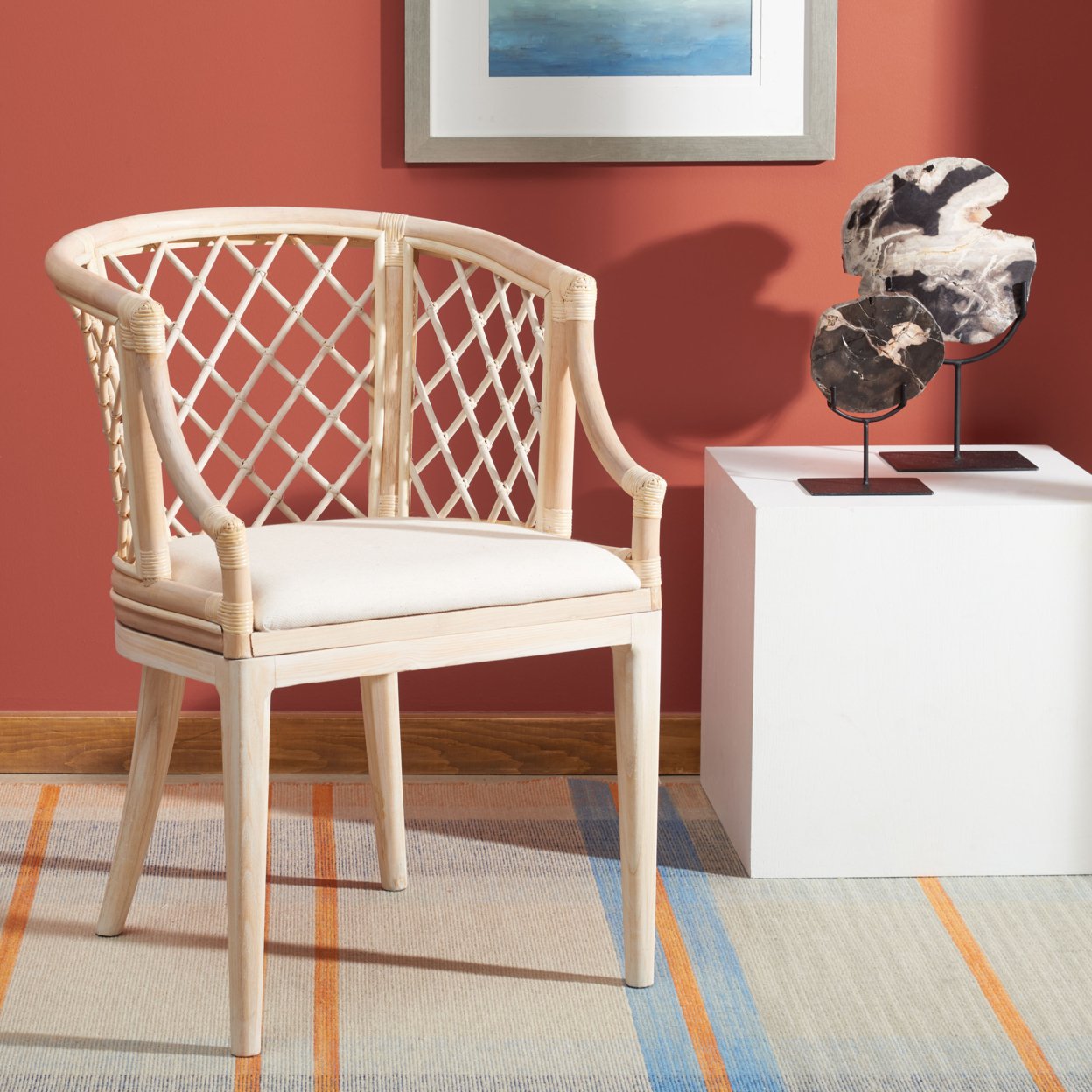 SAFAVIEH Carlotta Arm Chair Natural / White Washed