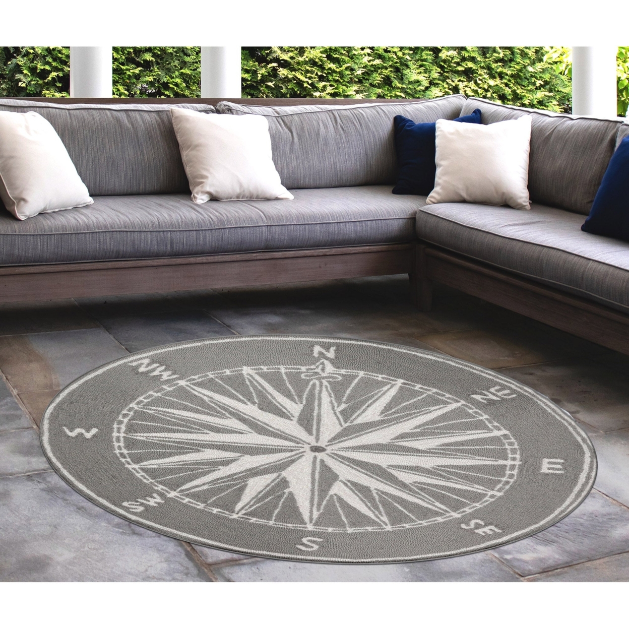 Liora Manne Frontporch Compass Indoor Outdoor Area Rug Grey - 8' Round