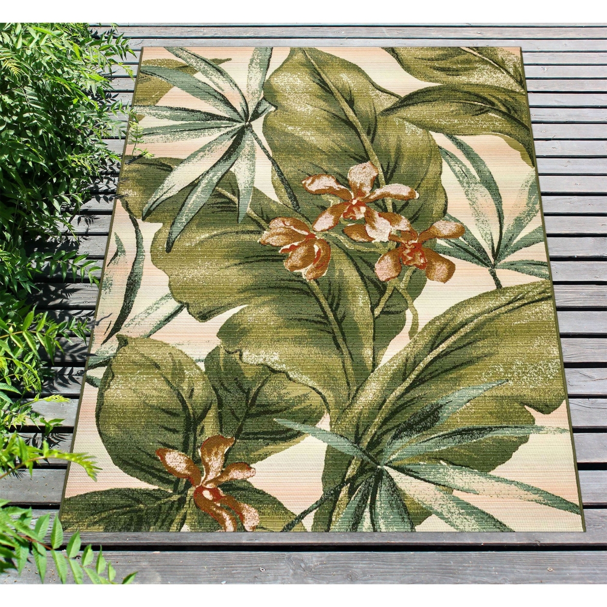 Liora Manne Marina Tropical Leaf Indoor Outdoor Area Rug Cream - 6'6 X 9'4
