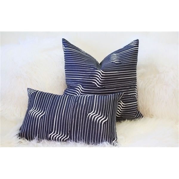 Pillow Decor - Tuscany Linen Shockwave Blue Throw Pillow 12x19