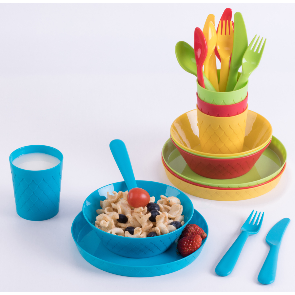 24-Piece Kids Dinnerware Set Plastic 4 Plates, 4 Bowls, 4 Cups, 4 Forks, 4 Knives, And 4 Spoons