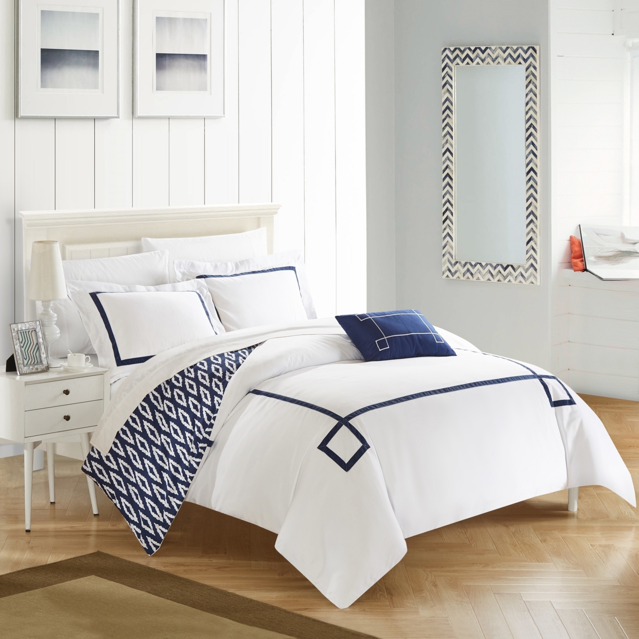 3/4 Piece Berwin Embroidered REVERSIBLE Duvet Cover Set With Shams And Decorative Pillows Included - Navy, King