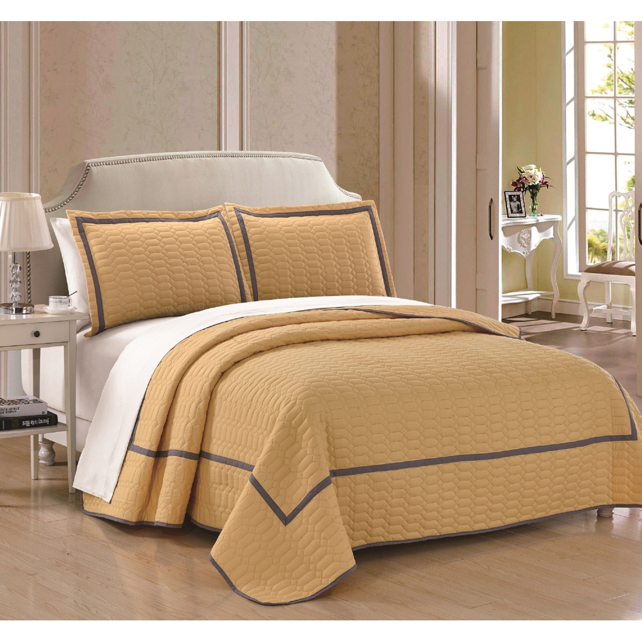 3 Or 2 Piece Halrowe Hotel Collection 2 Tone Banded Quilted Geometrical Embroidered Quilt Set - Yellow, Twin
