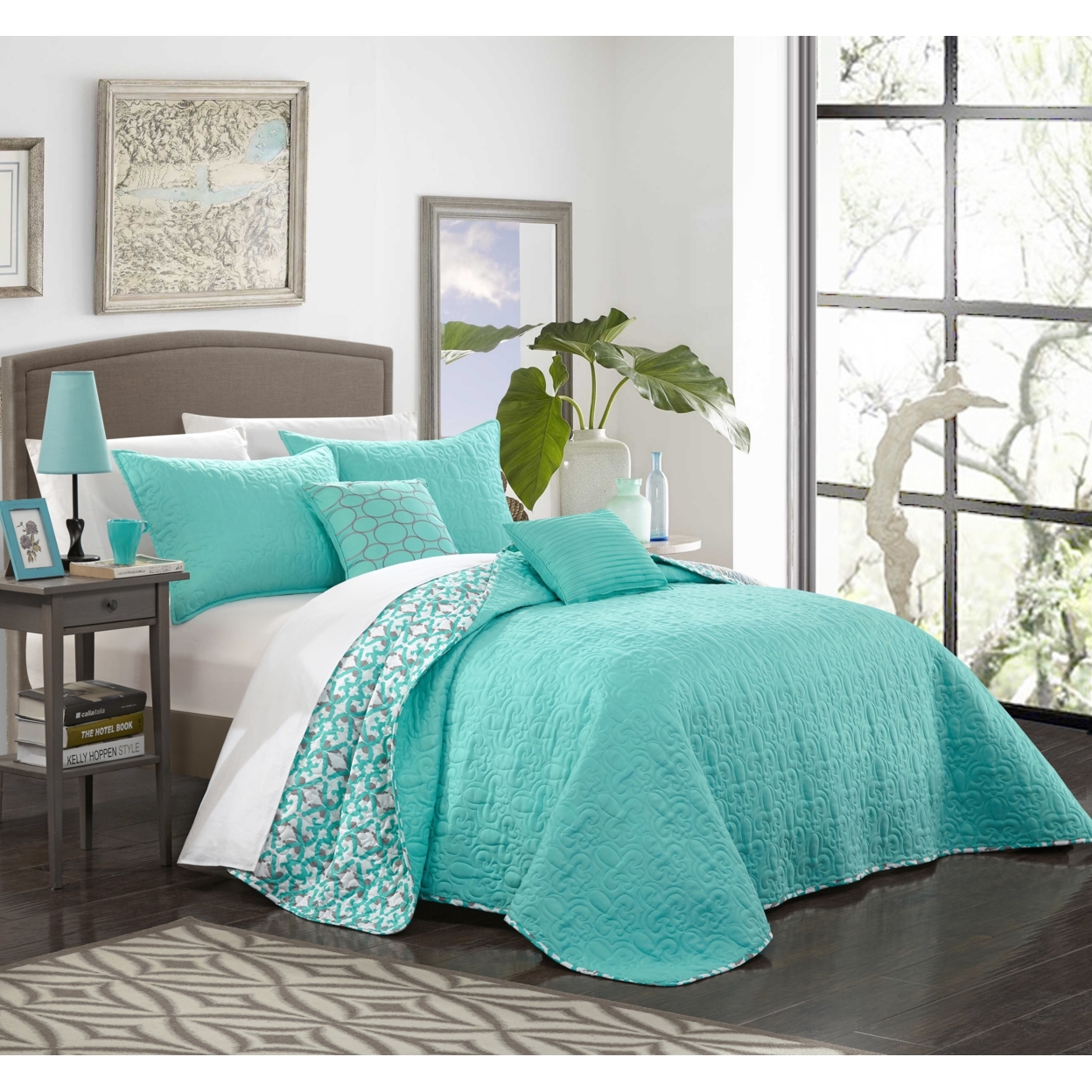 5 Piece Nalla Quilted Flor De Lis Patterned REVERSIBLE Printed Quilt Set, Shams And Decorative Pillows Included - Aqua, King