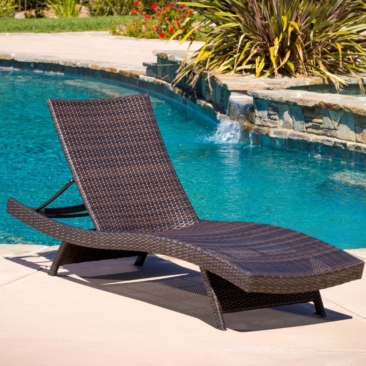 Lakeport 5p Outdoor Adjustable Chaise Lounge Set