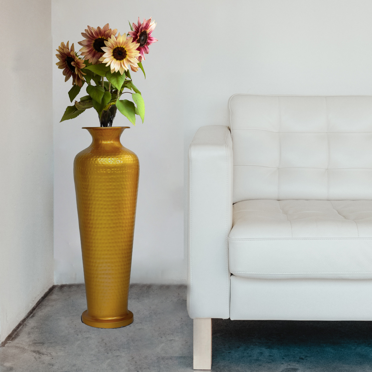 Decorative Modern Gold Metal Hammered Floor Flower Vase For Entryway