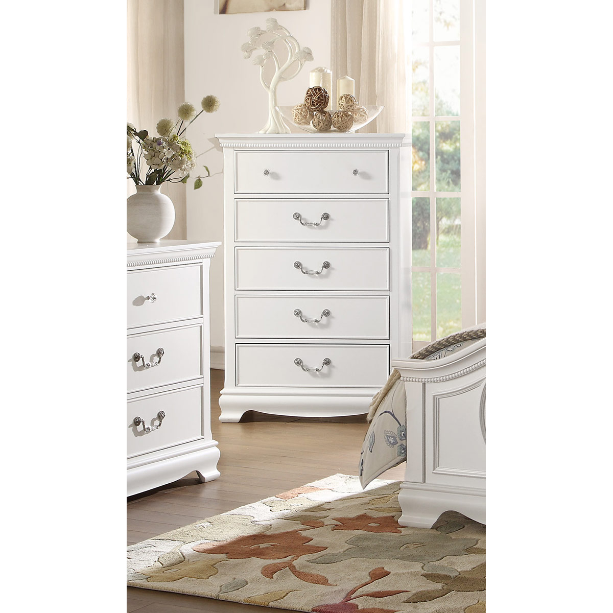 Traditional Style Wooden Chest With 5 Drawers, White
