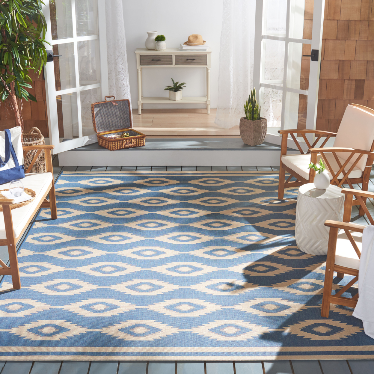 SAFAVIEH Indoor Outdoor BHS171N Beach House Cream / Blue Rug